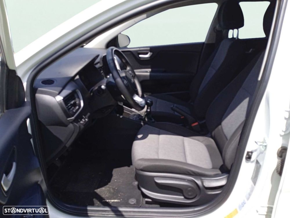 Kia Stonic 1.2 Dynamic - 13