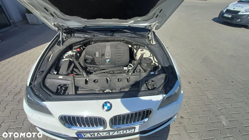 BMW Seria 5 535d xDrive Luxury Line - 16