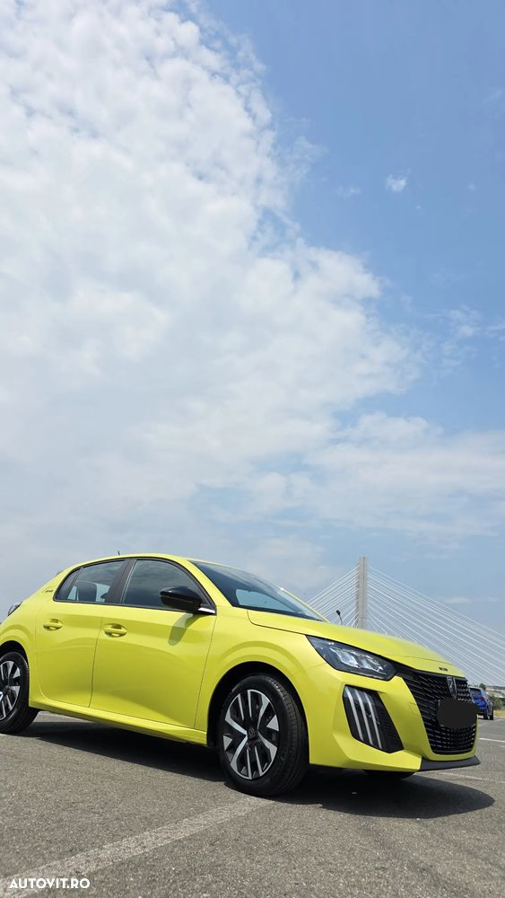 Peugeot 208 1.2 L PureTech STT Active - 6