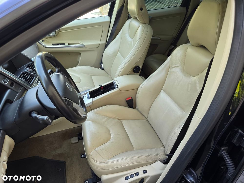 Volvo XC 60 - 11