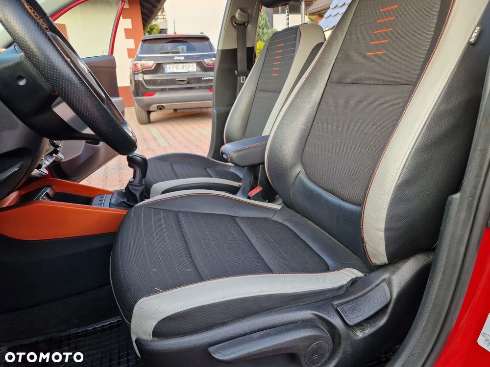 Kia Stonic 1.4 L - 22