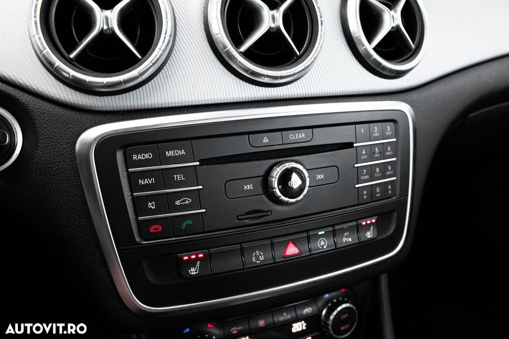Mercedes-Benz CLA 200 d 7G-DCT AMG Line - 20