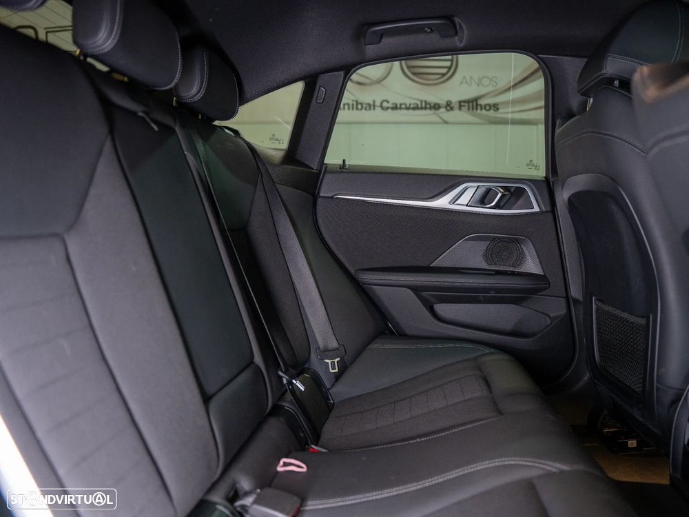 BMW i4 eDrive40 - 21