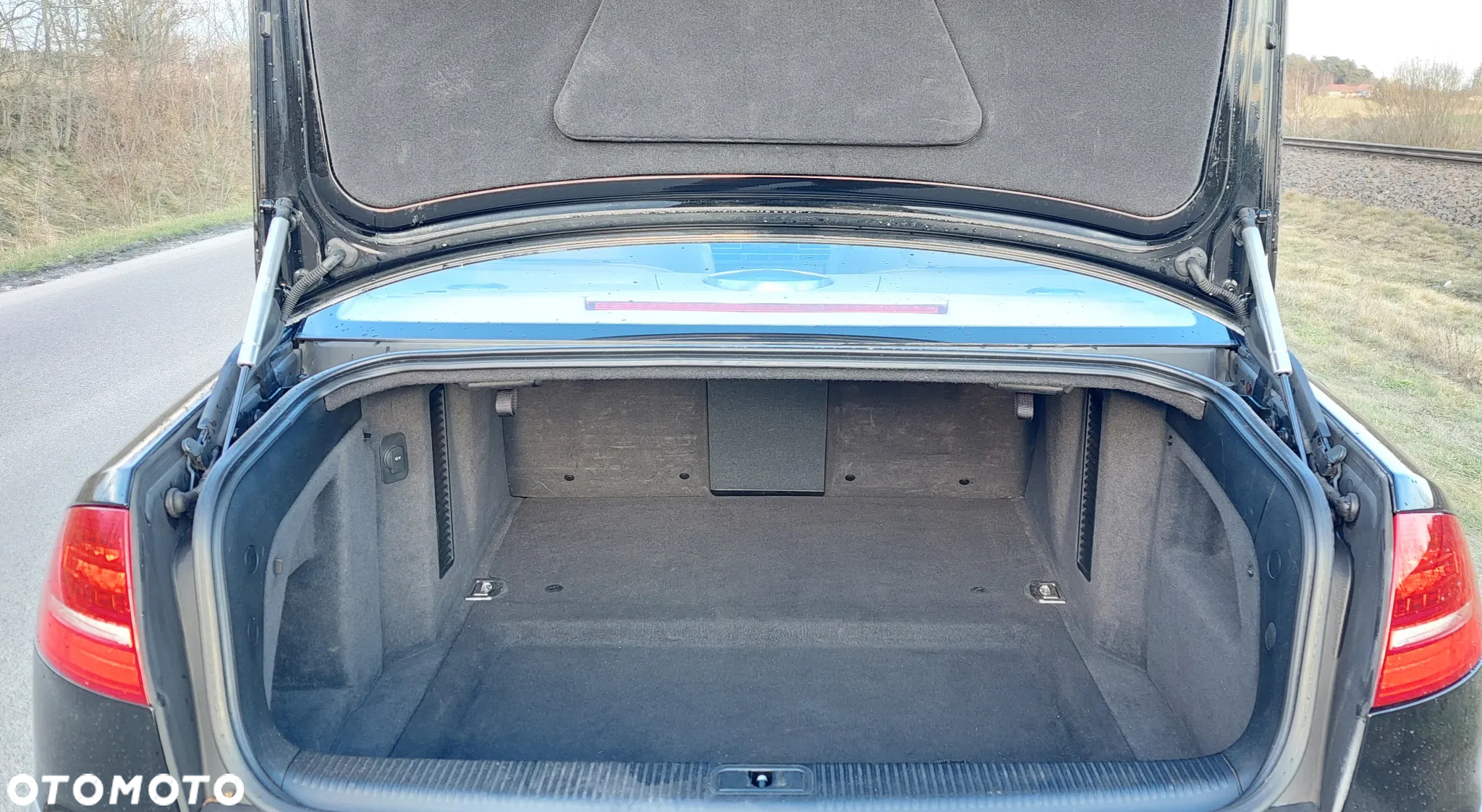 Audi A8 6.0 W12 L Quattro - 18