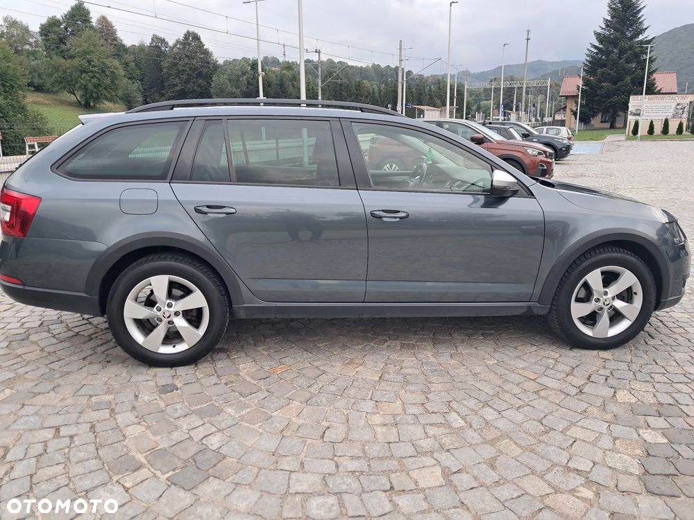 Skoda Octavia 2.0 TDI (Green tec) 4x4 DSG Scout - 23
