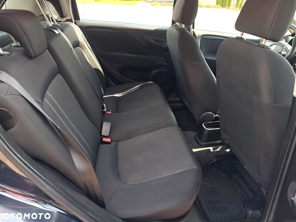 Fiat Punto 1.4 Easy S&S - 11