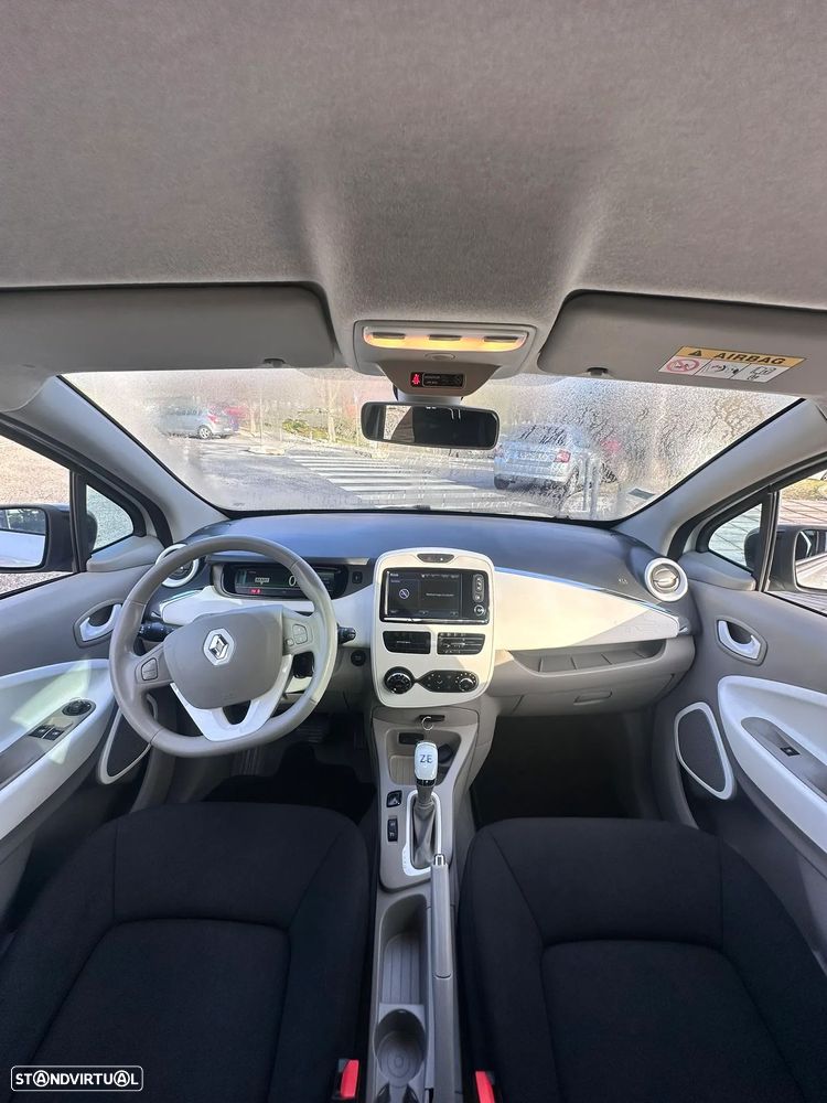 Renault Zoe (s/ Bateria) 22 kwh Life - 9