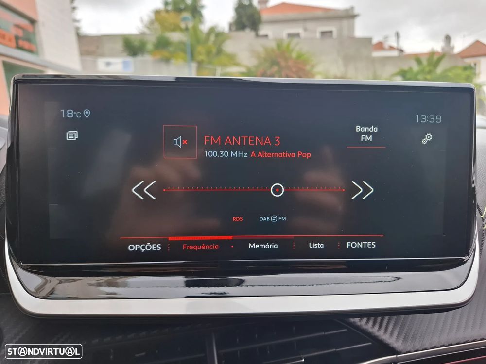 Peugeot 2008 1.2 PureTech GT Line - 14