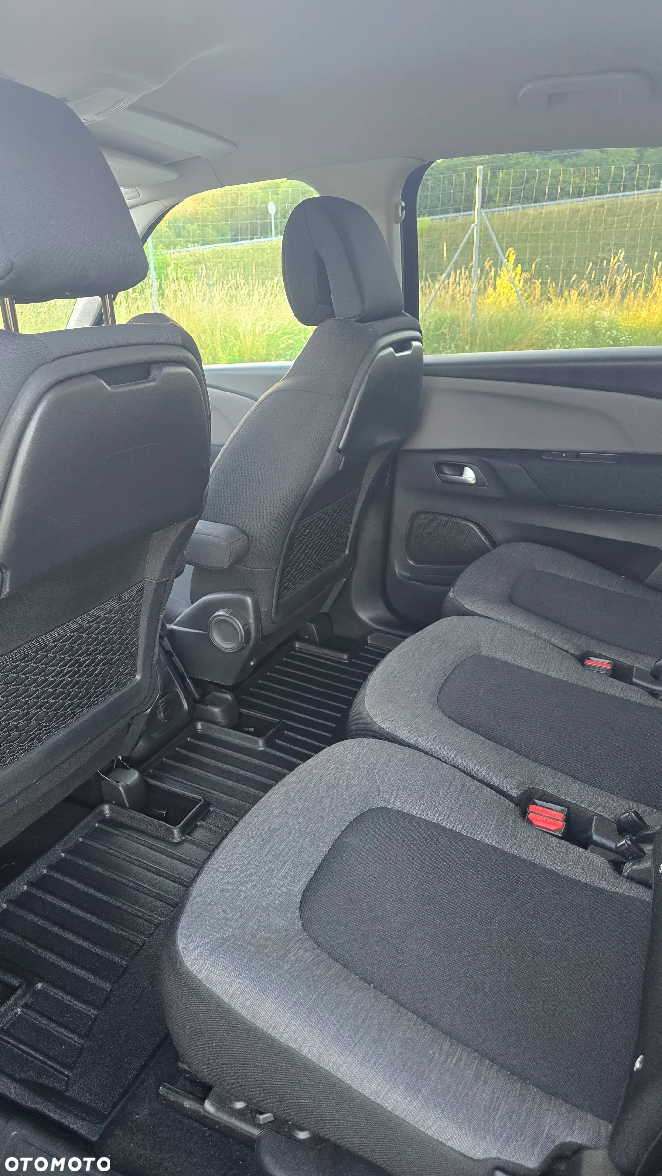 Citroën C4 Picasso 1.6 BlueHDi MoreLife S&S - 11