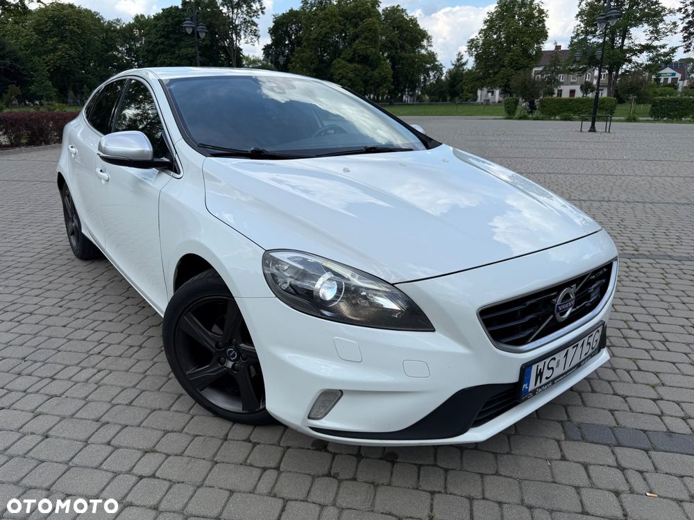 Volvo V40 D2 R-Design Summum - 4