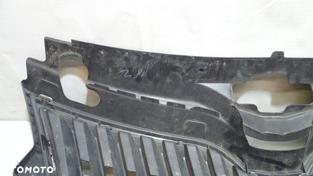 GRILL ATRAPA SKODA RAPID B  5JA853668 - 5
