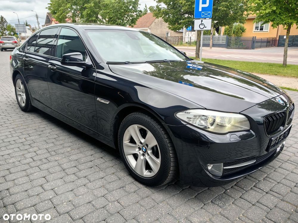 BMW Seria 5 525d - 3