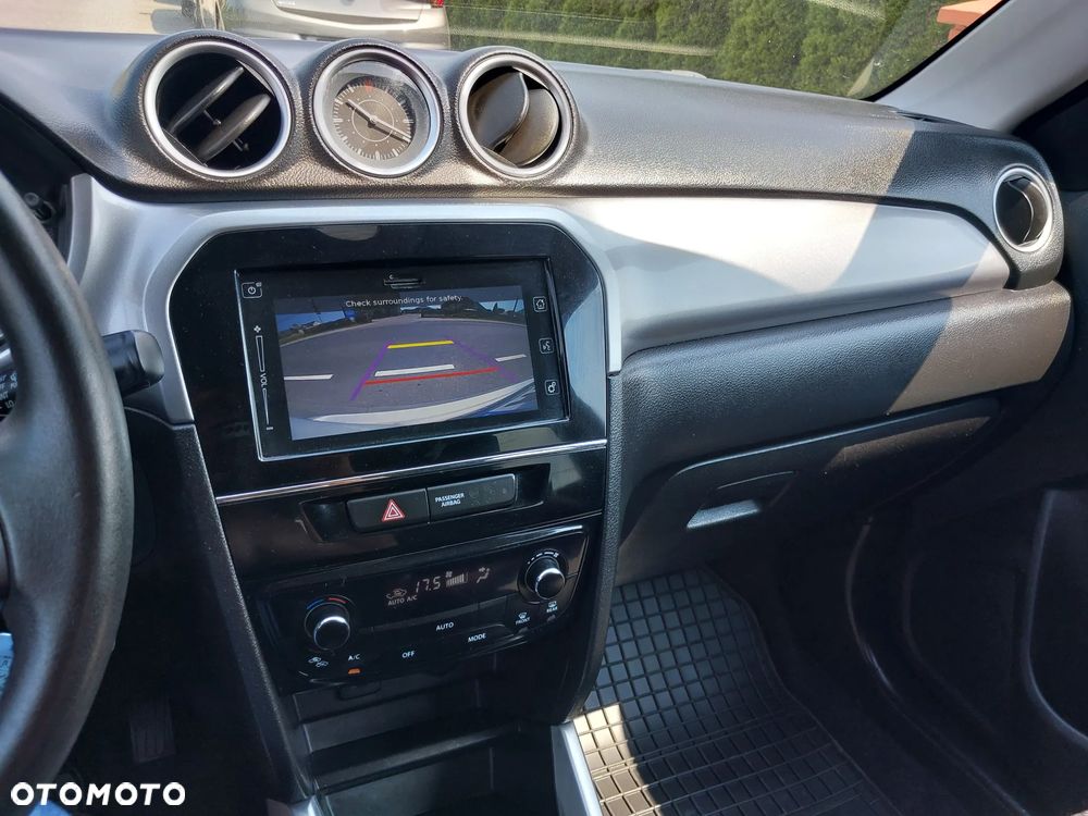 Suzuki Vitara - 17