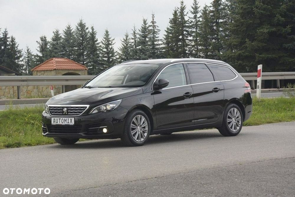 Peugeot 308 BlueHDi 130 Stop & Start Allure Business-Paket - 3