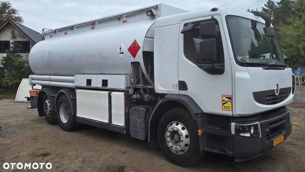 Renault Premium - 1