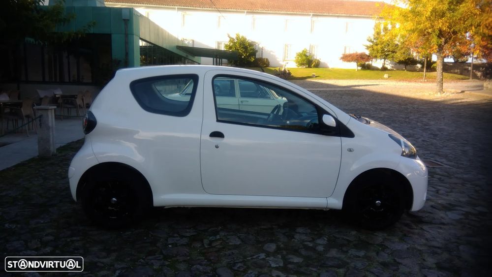 Toyota Aygo 1.0 - 4