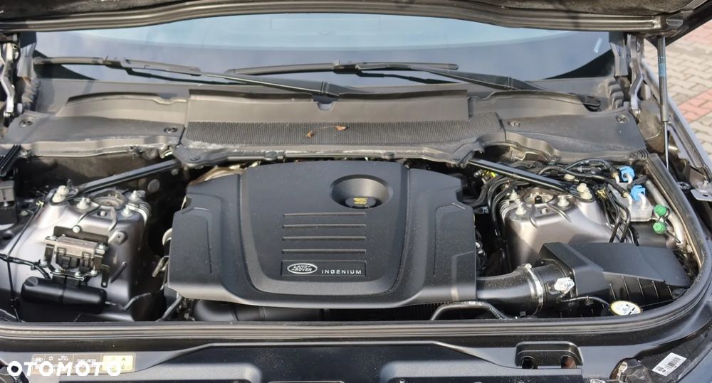 Land Rover Discovery 2.0 SD4 S - 26