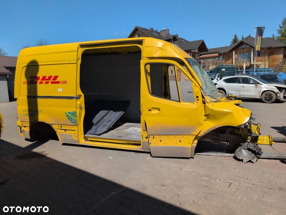 KAROSERIA ĆWIARTKA BŁOTNIK PRÓG DACH PODŁUŻNICA  MERCEDES-BENZ eSPRINTER Skrzynia (B910) 2020 - - 3
