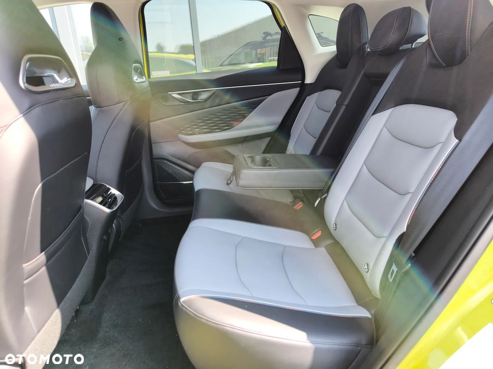 BAIC 5 Beijing 1.5T Business DCT - 16