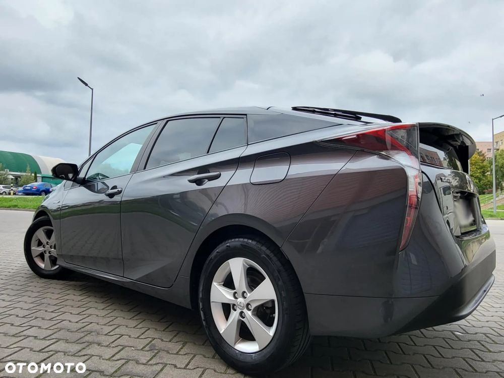 Toyota Prius 1.8 Hybrid Premium - 5