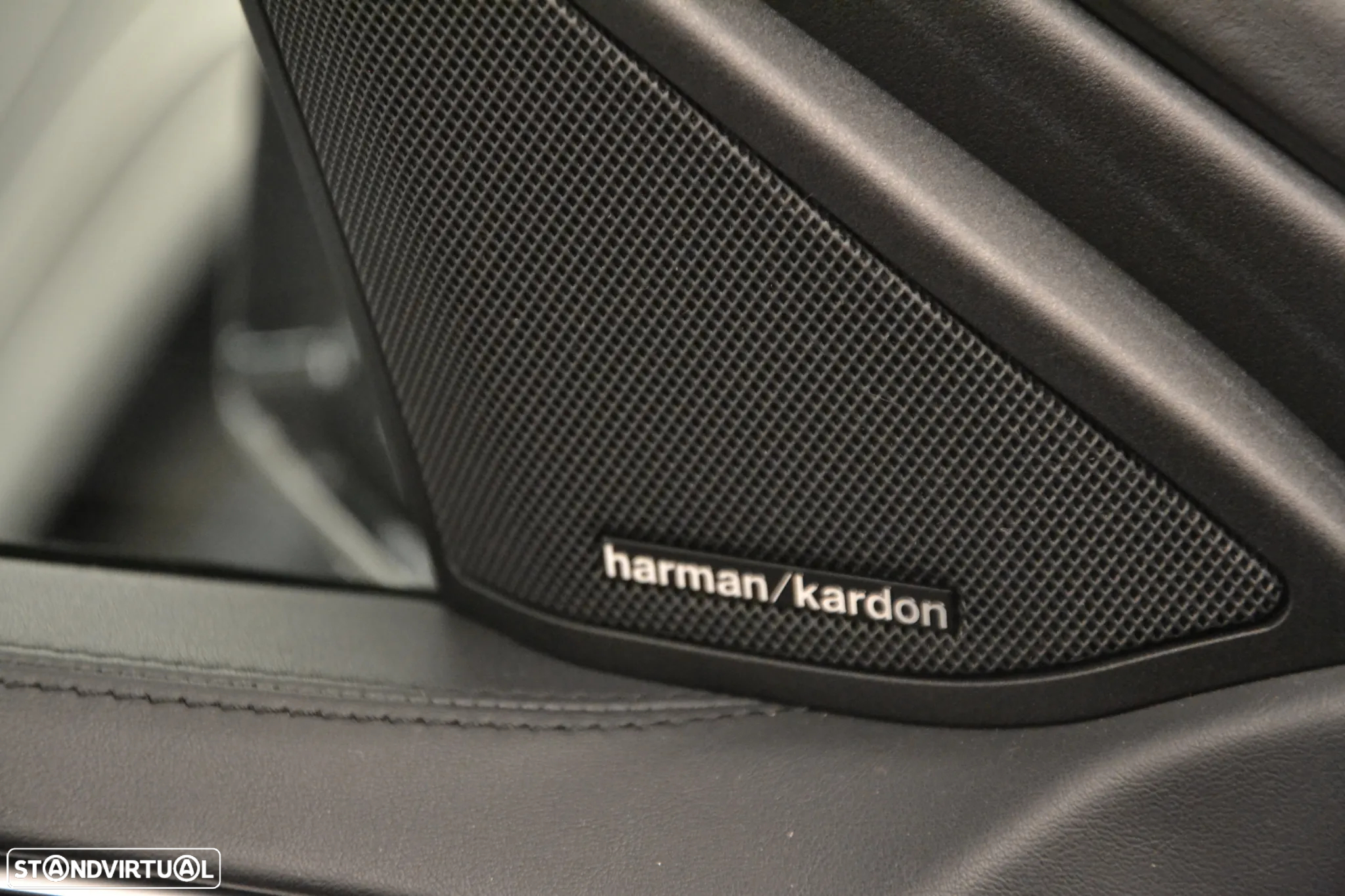 Mercedes-Benz E 63 AMG S 4-Matic - 50