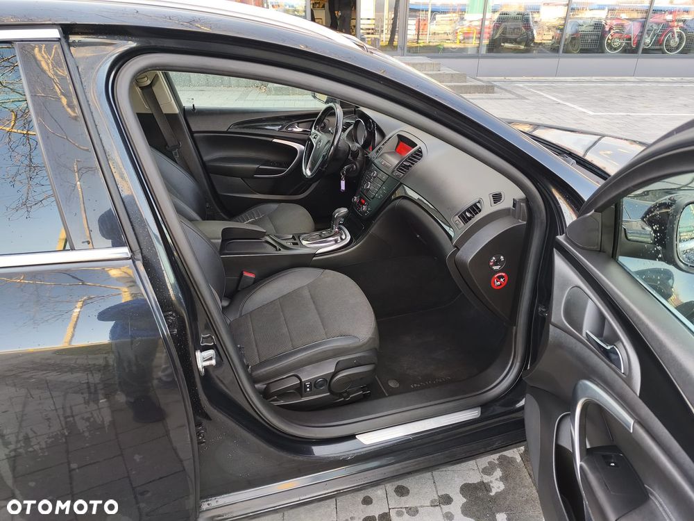 Opel Insignia - 16