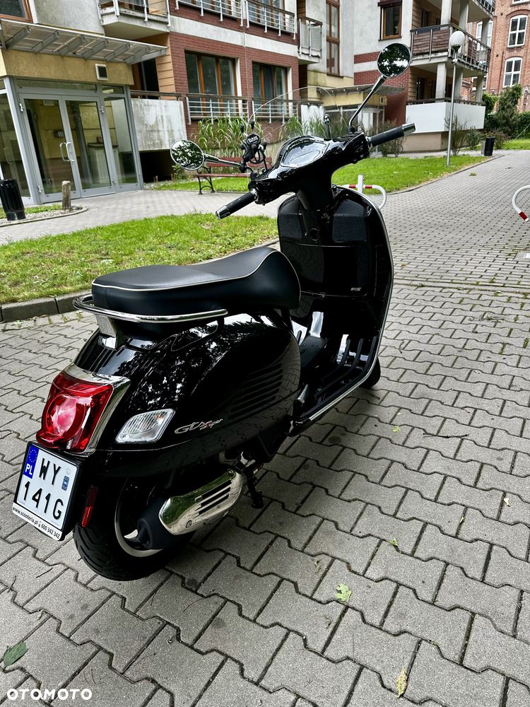 Vespa GTS - 5