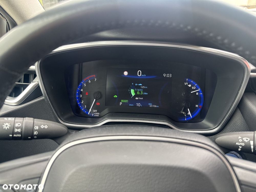 Toyota Corolla 1.8 Hybrid Comfort - 23