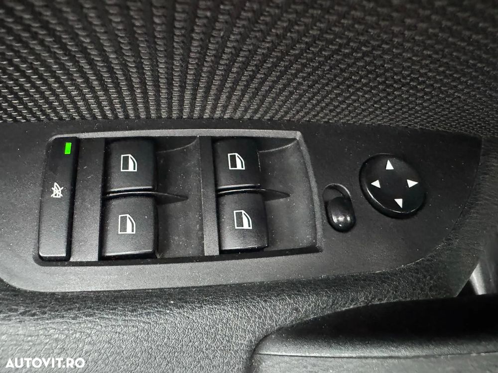 BMW X1 xDrive20d Aut. Sport Line - 29