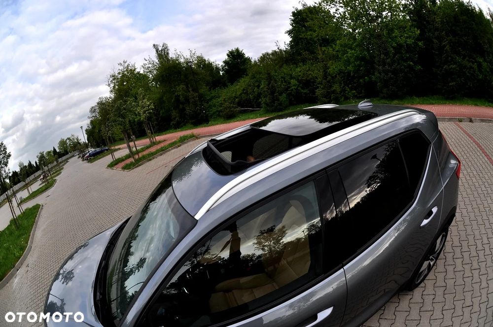 Volvo XC 40 D4 AWD Momentum Pro - 16