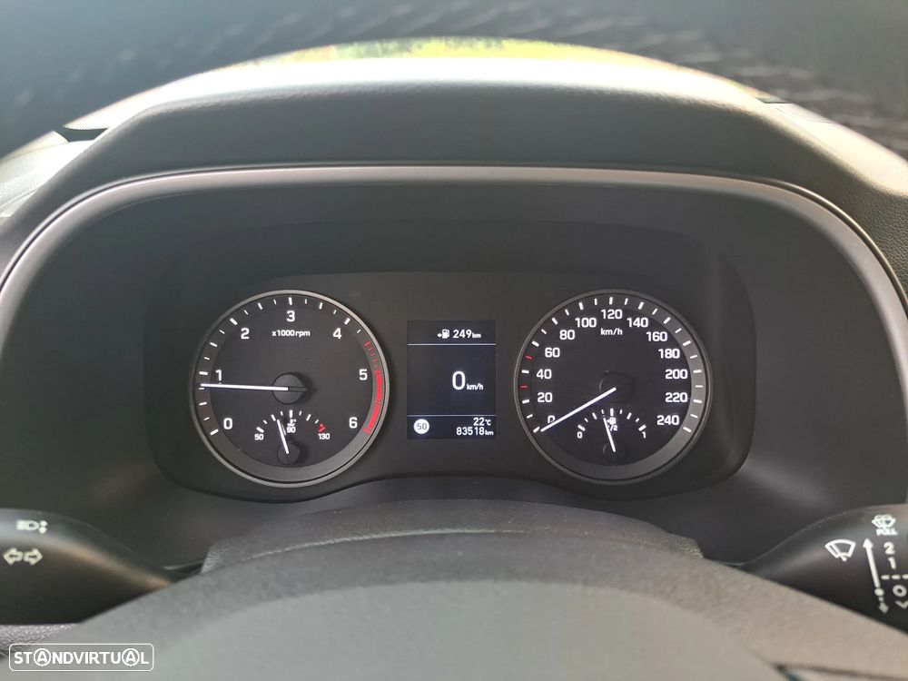Hyundai Tucson 1.6 CRDi Premium +P.Pele+P.Style - 18