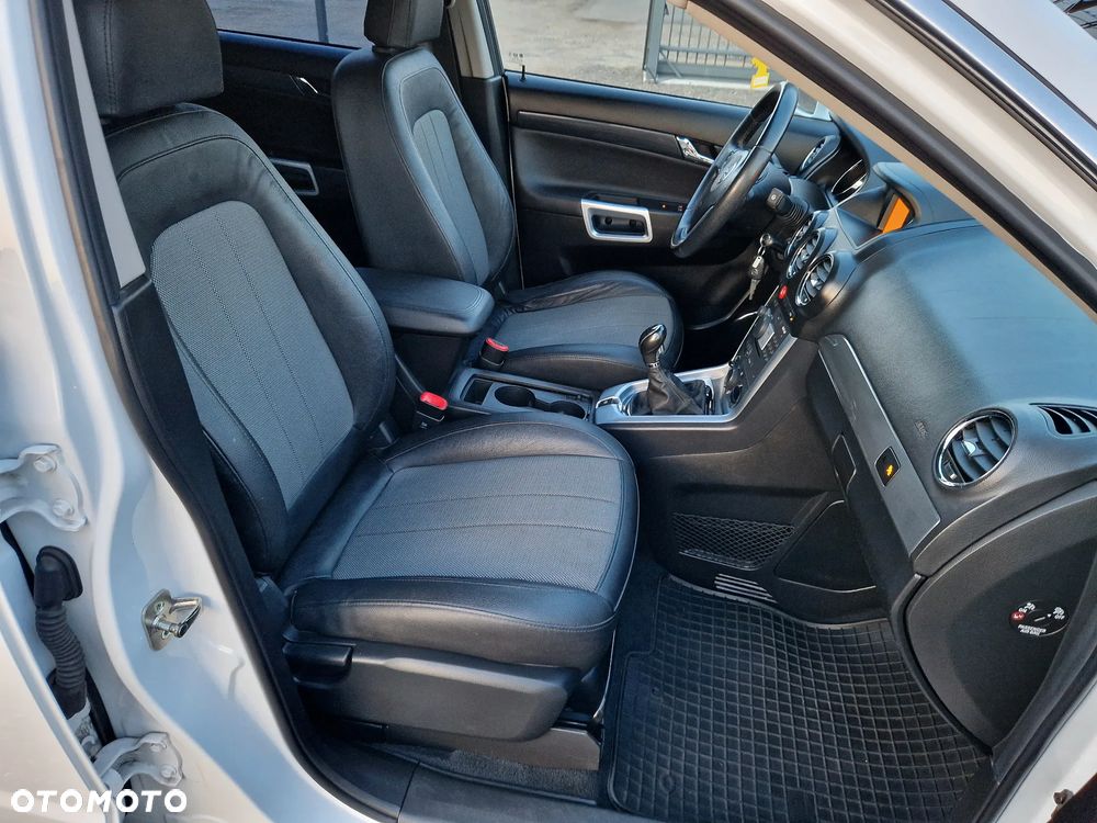 Opel Antara - 16