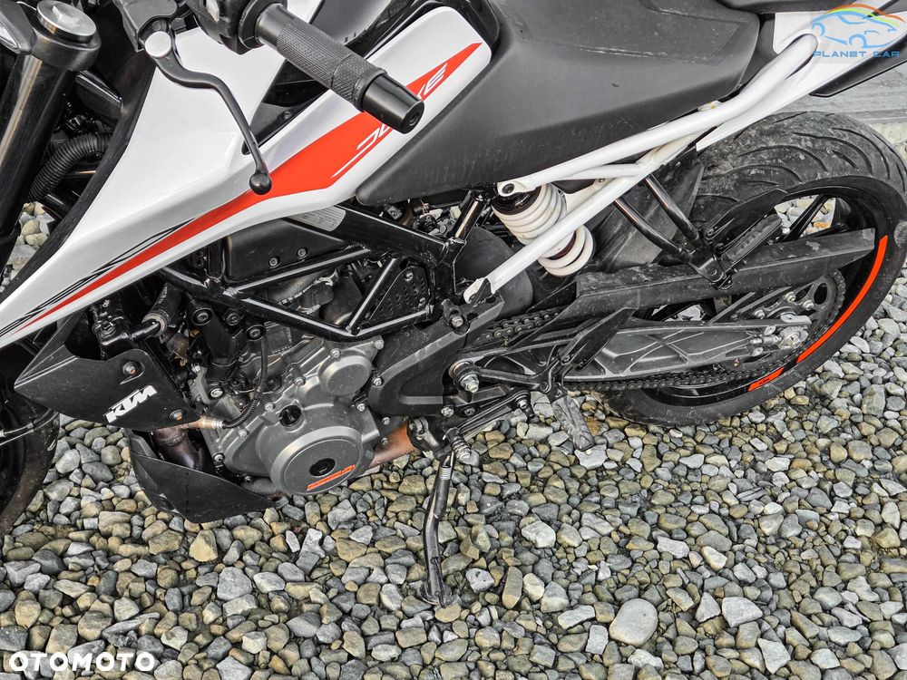 KTM Duke - 18