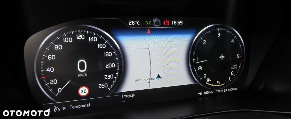 Volvo XC 40 D3 Momentum Pro - 24