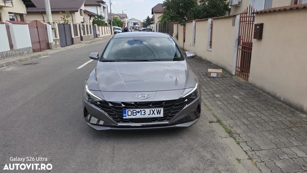 Hyundai Elantra 1.6 l 123 CP CVT Highway - 9