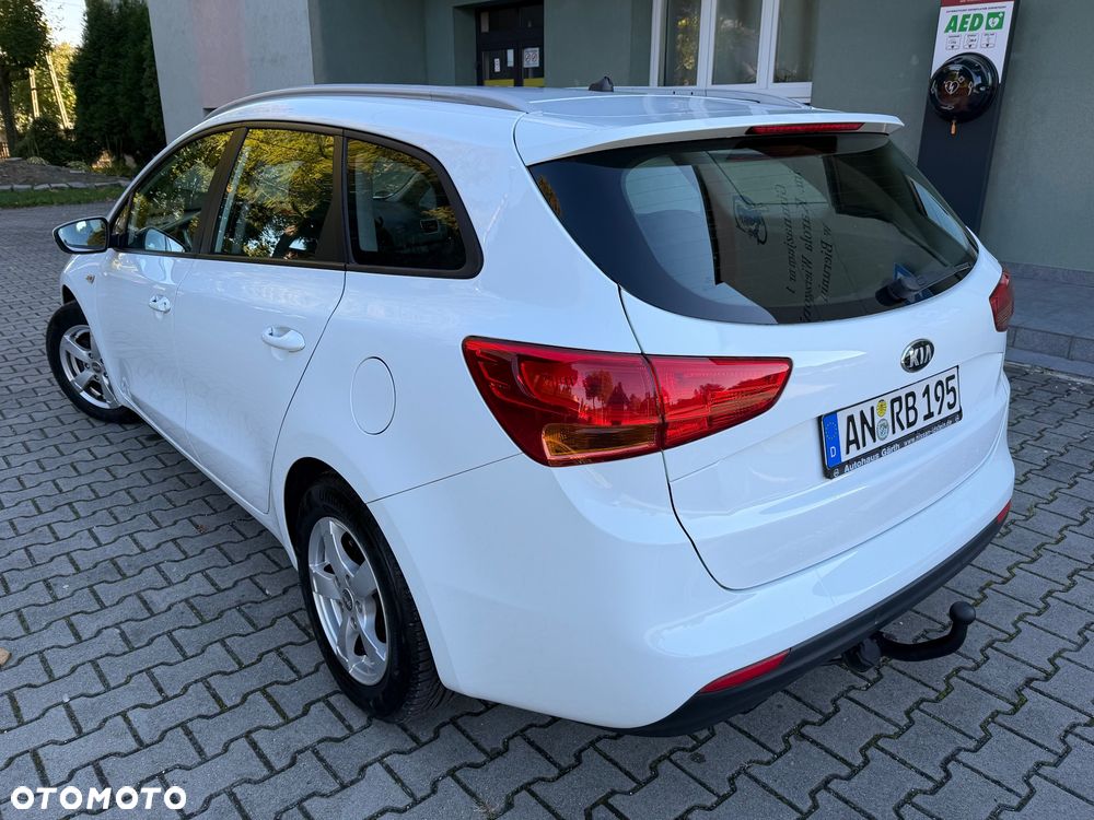 Kia Ceed 1.4 CVVT Attract - 4