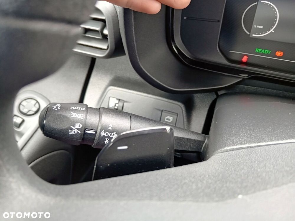 Toyota PROACE CITY - 21