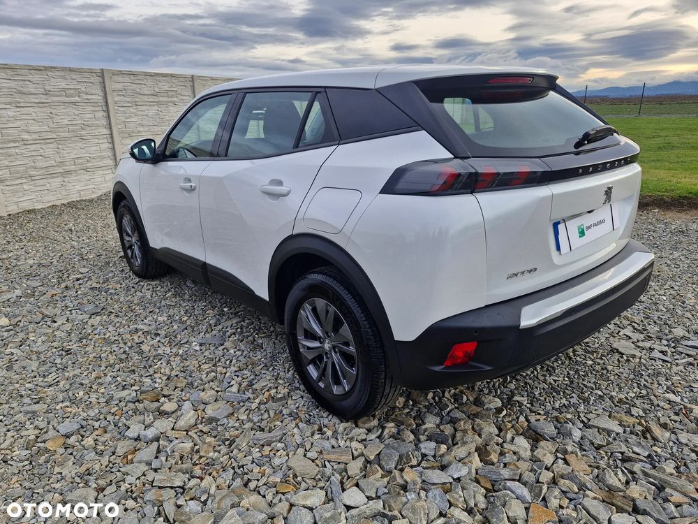 Peugeot 2008 - 6