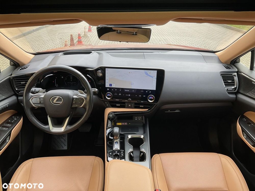 Lexus NX 350h Omotenashi AWD - 9
