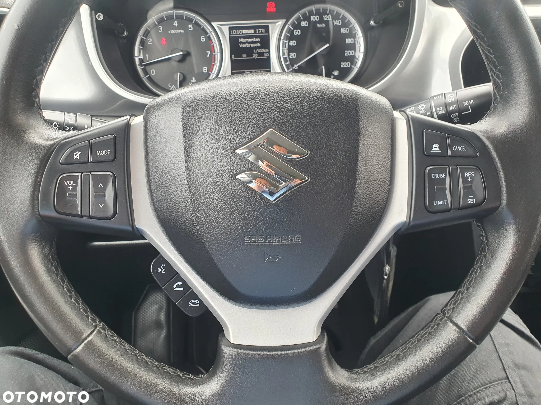 Suzuki Vitara 1.6 (4x4) Allgrip Comfort+ - 15