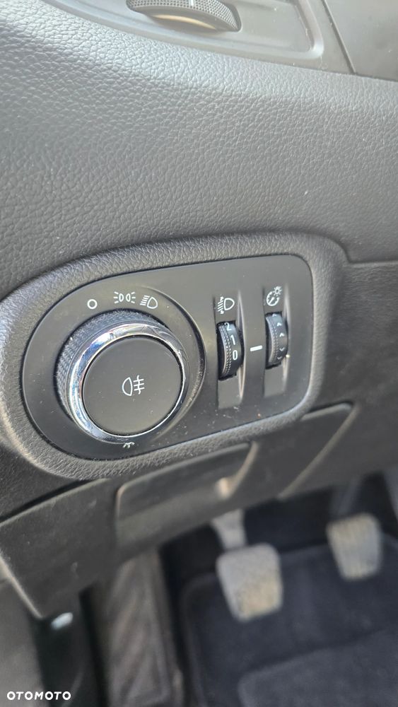 Opel Zafira - 15
