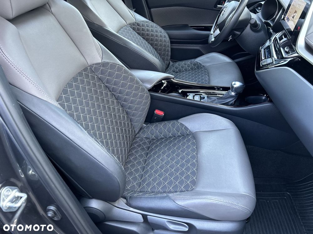 Toyota C-HR 1.8 Hybrid Executive - 17