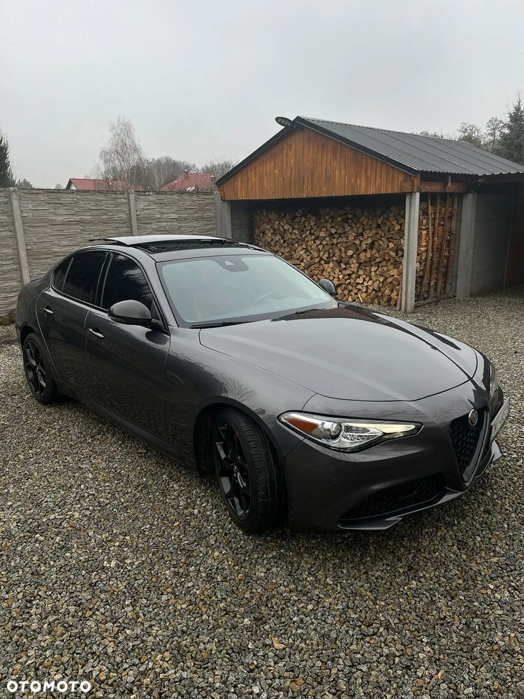 Alfa Romeo Giulia - 3