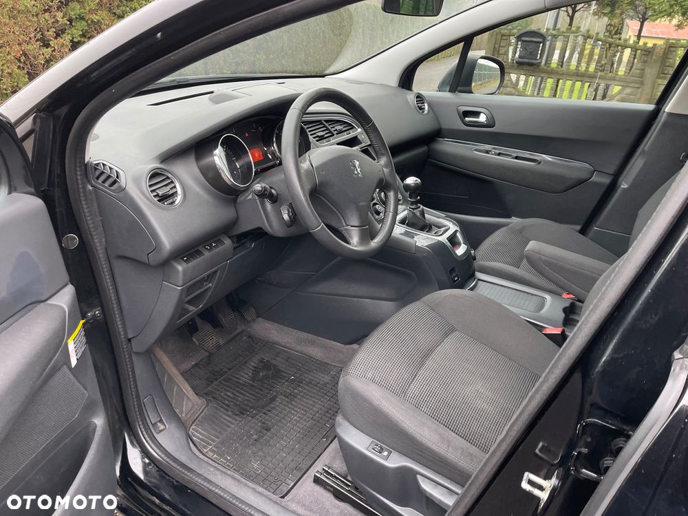 Peugeot 5008 HDI FAP 115 Style - 11