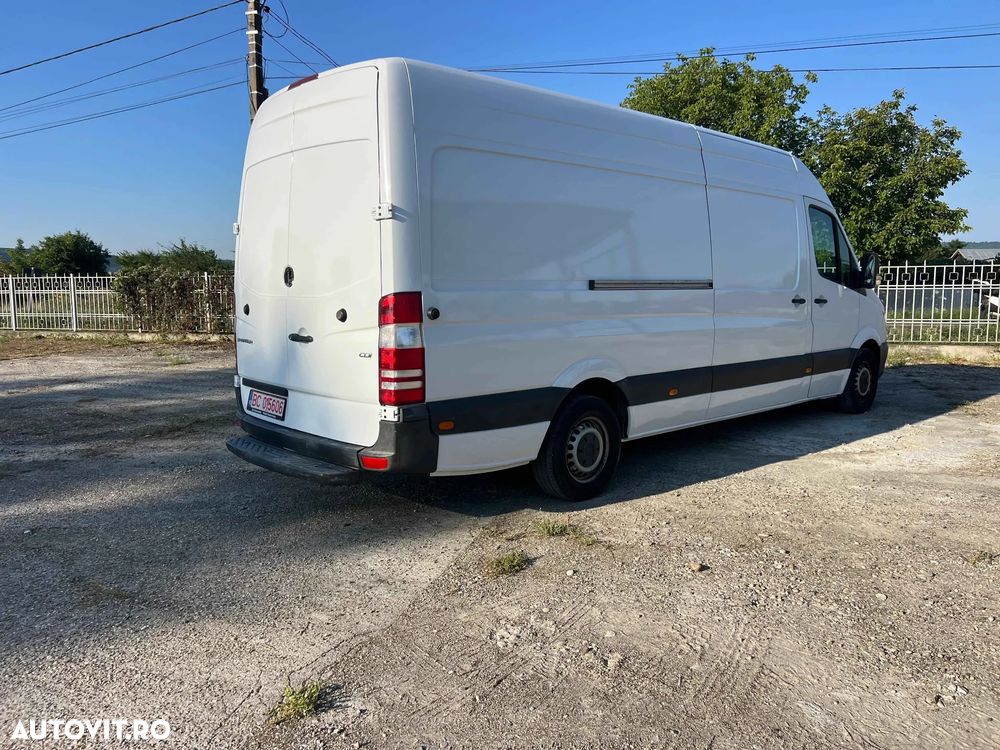 Mercedes-Benz Sprinter - 4