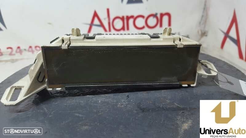 TELA/ECRÃ MULTIFUNÇÕES CITROEN C4 BERLINA 1.6 16V HDI - 1