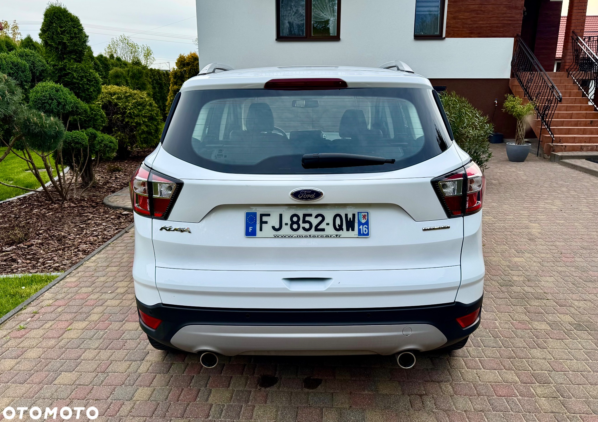 Ford Kuga 1.5 EcoBoost 2x4 Individual - 8