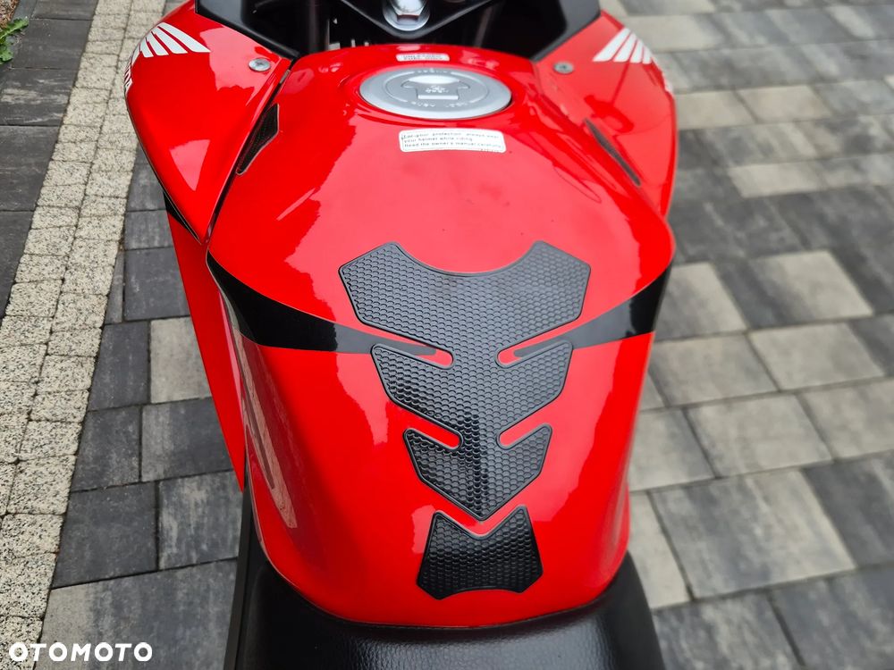 Honda CBF - 15