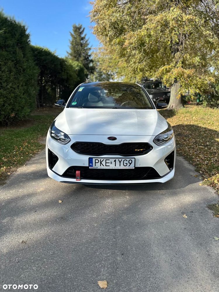 Kia Ceed - 4