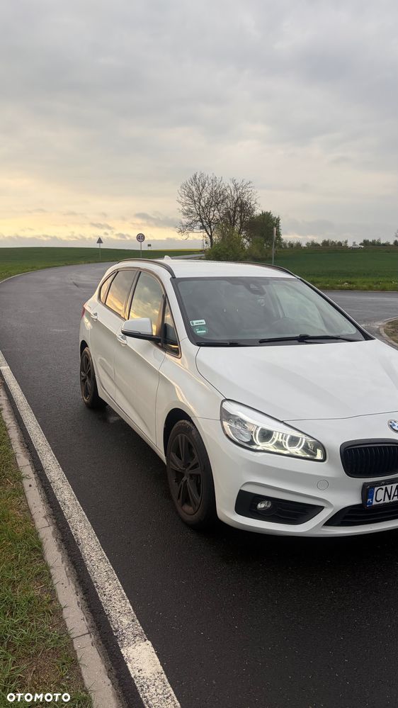 BMW Seria 2 218d Luxury Line - 2